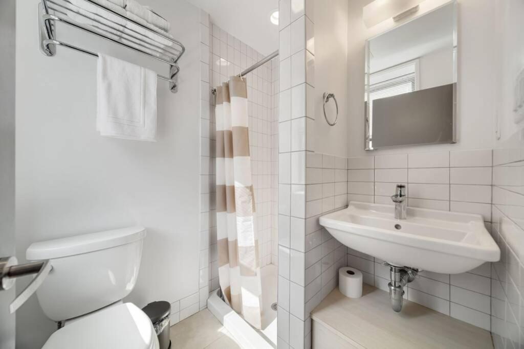Simple Furnished Studio In The Heart Of Boston Buitenkant foto